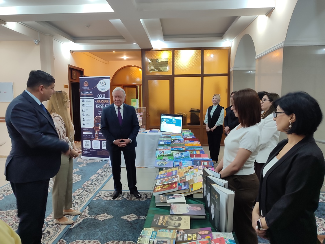 GDU-da “Oxu, Araşdır, Kəşf Et” adlı kitab sərgisi keçirilib