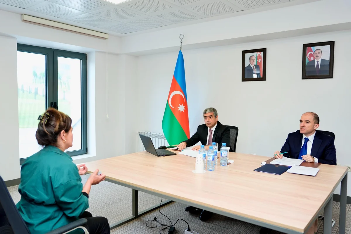 Anar Əliyev Xankəndidə vətəndaşları qəbul edib