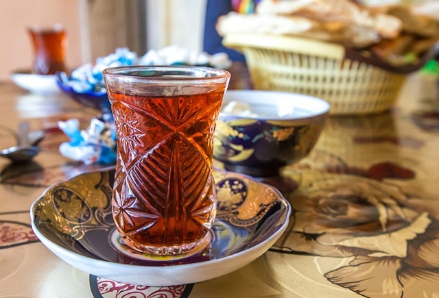 Gündə neçə stəkan çay içmək lazımdır?-Həkimlərdən ürək və beyin üçün gözlənilməz xəbərdarlıq