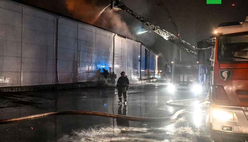 Ukrayna Taqanroq limanını alovlara qərq etdi