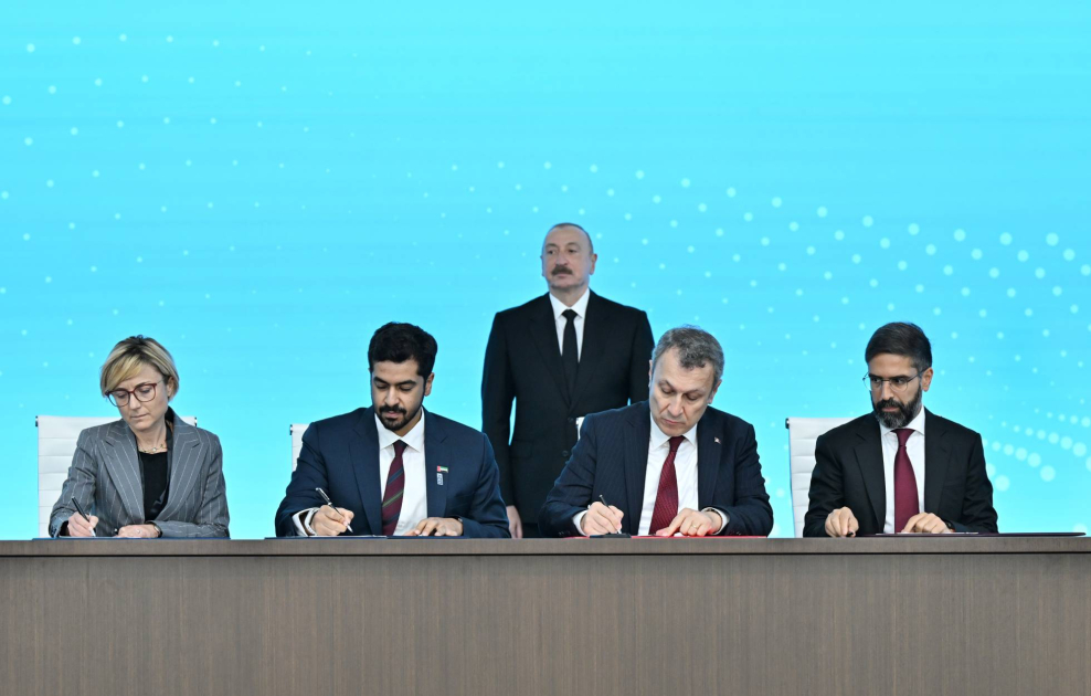 Bakı Enerji Həftəsində 8 milyard dollarlıq müqavilələr imzalandı
