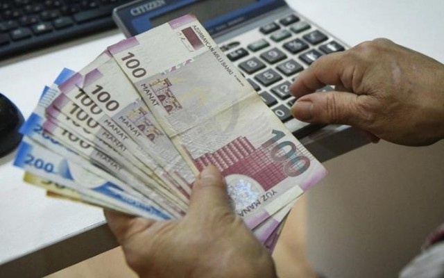 Banka borcu olanlara VACİB XƏBƏR: Kreditlər dondurula bilər...