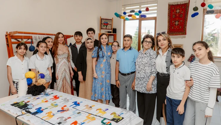 Uşaqlar üçün xüsusi gün: Leyla və Arzu Əliyevadan ziyarət