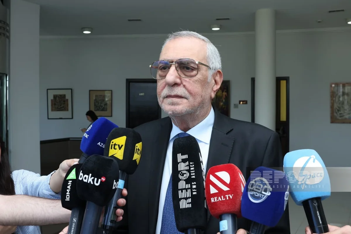 Çingiz Hüseynzadə: 