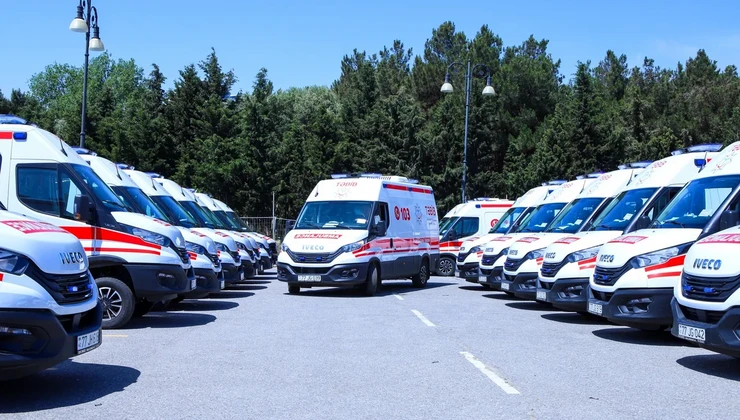 Regionlara 25 yeni ambulans və reanimobil təhvil verilib