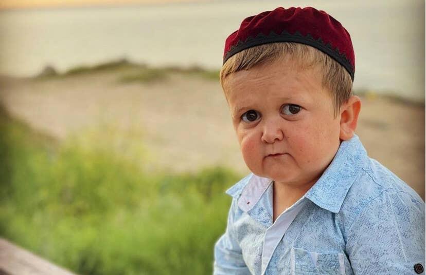 Məşhur bloqerin avtomobili qaçırıldı