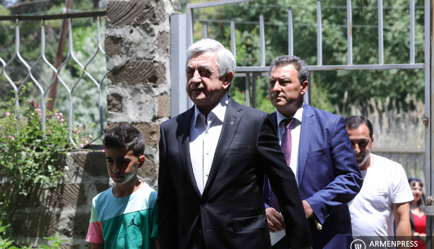 Sarkisyan ortalığa çıxdı: “Paşinyanı yaxşı tanımıram”