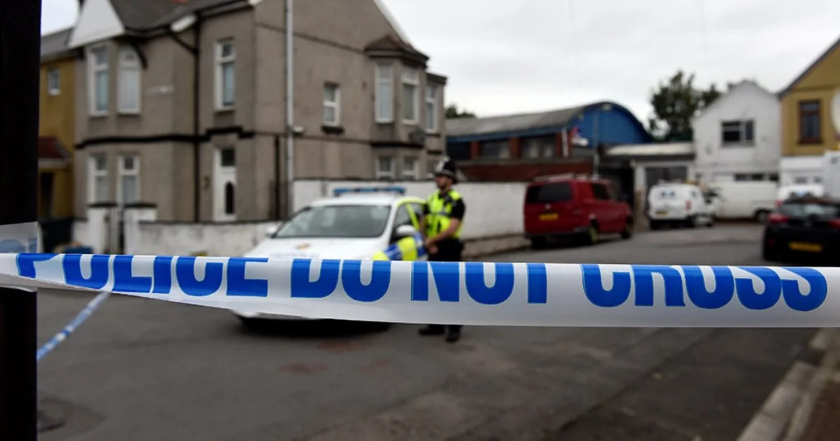 Belfastda bıçaqlı hücum: Cinayətkar qurbanının başını kəsməyə cəhd etdi