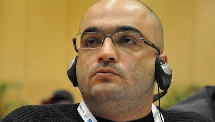 Eynulla Fətullayev Bakıdakı restoranını da satıb - Özü AÇIQLADI