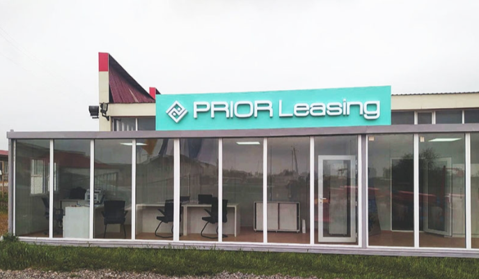 Keçmiş köçkünü “Prior Leasing” MMC aldadıb