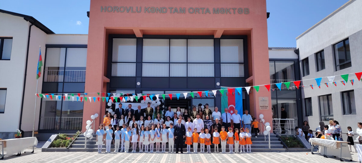 Otuz üç ildən sonra Horovluda “Son zəng” çalındı