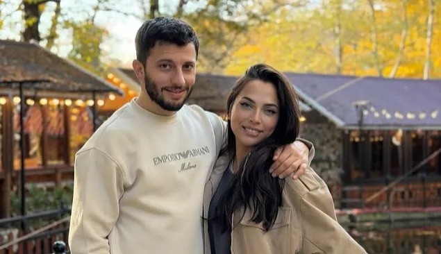 Blogerin bacısı avtoqəzada öldü - FOTO