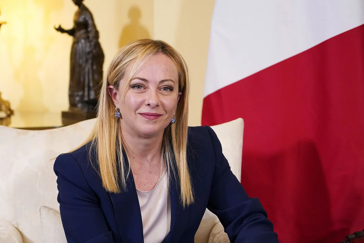 Meloni: İtaliya Hörmüzün açıq qalmasını üçün hərbi-dəniz missiyasında iştirak etməyə hazırdır