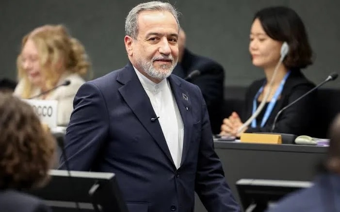 Əraqçi NİKBİNDİR: “Danışıqlar konstruktiv atmosferdə...”
