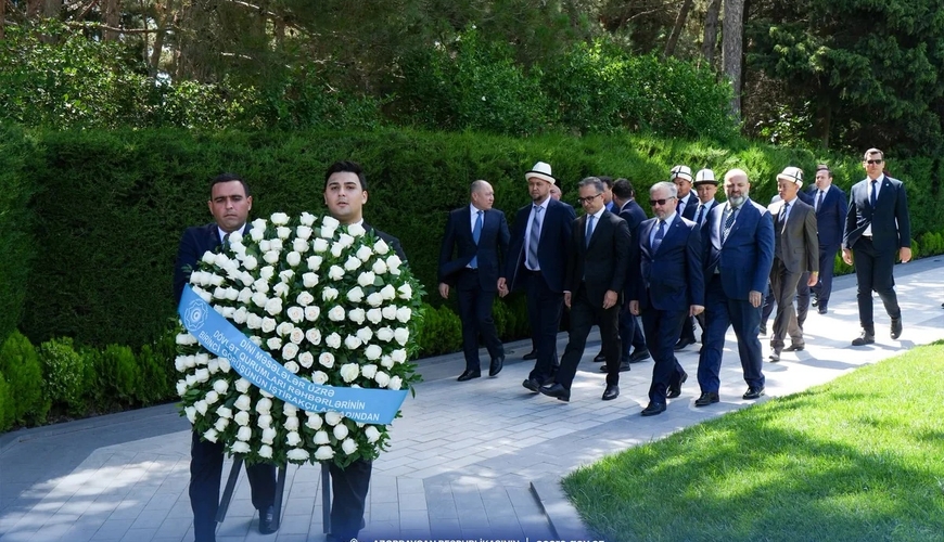 TDT ölkələri dini qurum rəhbərləri Fəxri xiyabanı və Zəfər abidəsini ziyarət ediblər