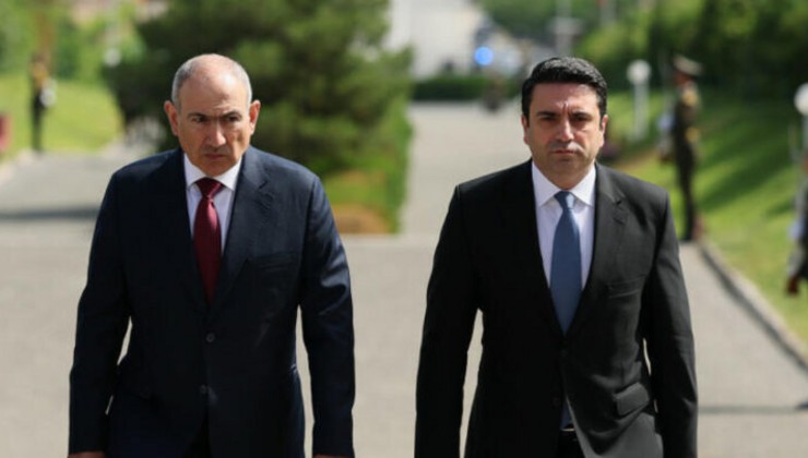Simonyan Paşinyandan ayrıldı – “Mandatı götürməyəcəm, prezidentliyə isə...”