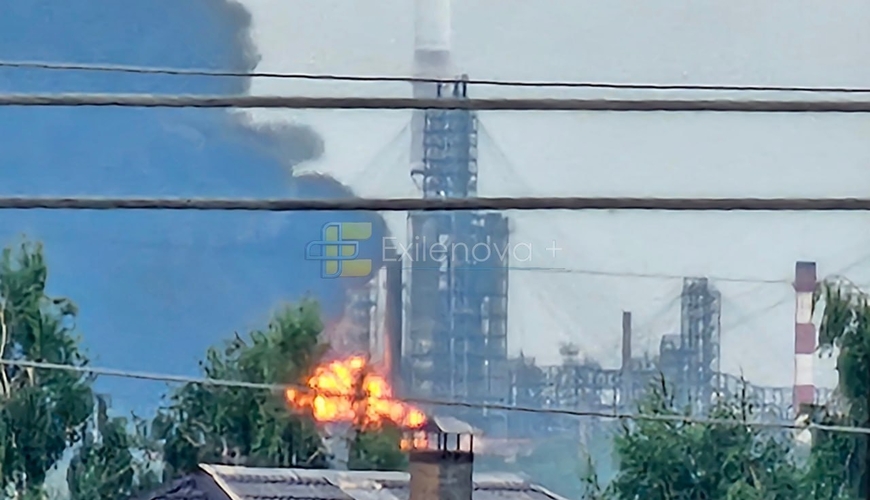 Sızran neft emalı zavodu və Azovda tanker vuruldu - Ukrayna dayanmır