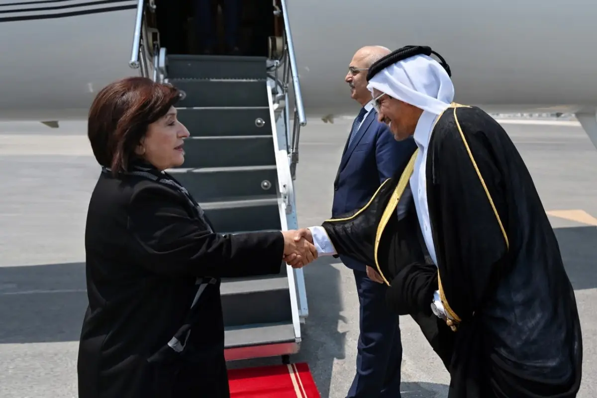 Sahibə Qafarova Qətərin sabiq Əmirinin dəfn mərasimində iştirak üçün Dohaya gedib