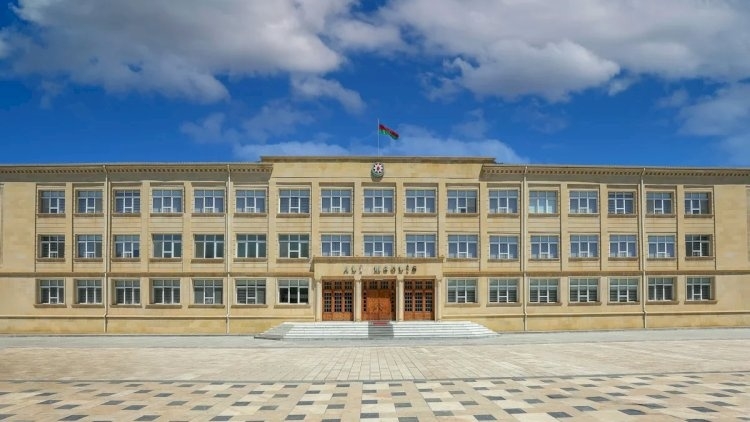 Naxçıvanda istefalar başladı: RƏHBƏRLİYƏ ETİRAZ