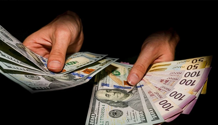 Dollar almaq istəyənlərin NƏZƏRİNƏ