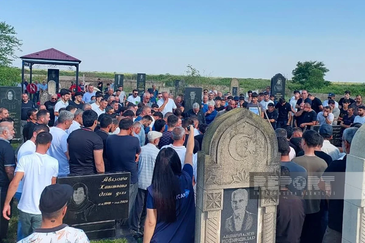 Odessa yaxınlığında vurulan gəminin kapitanı Lənkəranda dəfn olunub