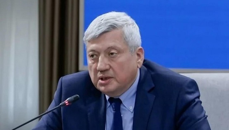 “ANTİ-RUSİYA PAŞİNYAN SADƏCƏ MİFDİR...” – Sabiq nazirdən sərt ittihamlar