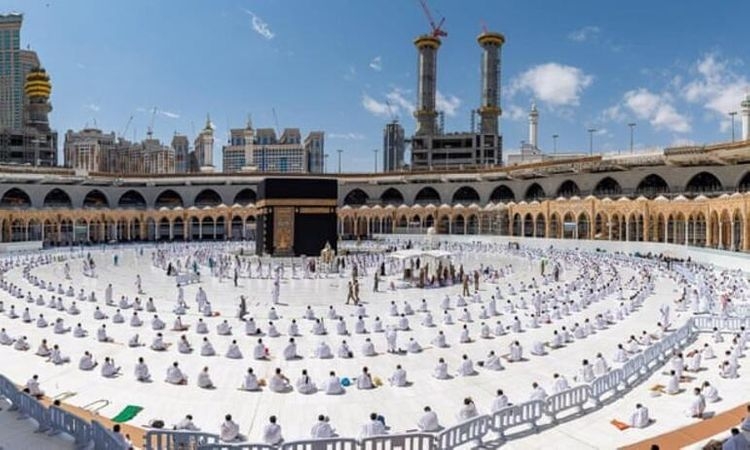 Ümrəyə getmək istəyənlərin DİQQƏTİNƏ! Qaydalar dəyişdi