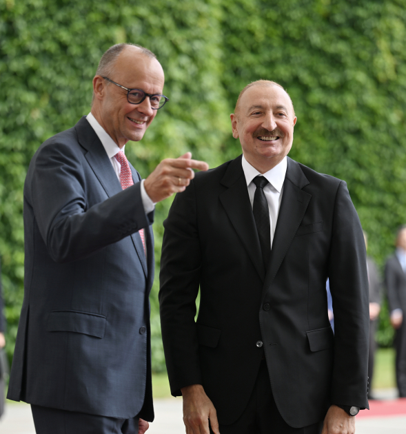 Almaniya Kansleri İlham Əliyevə təşəkkür etdi