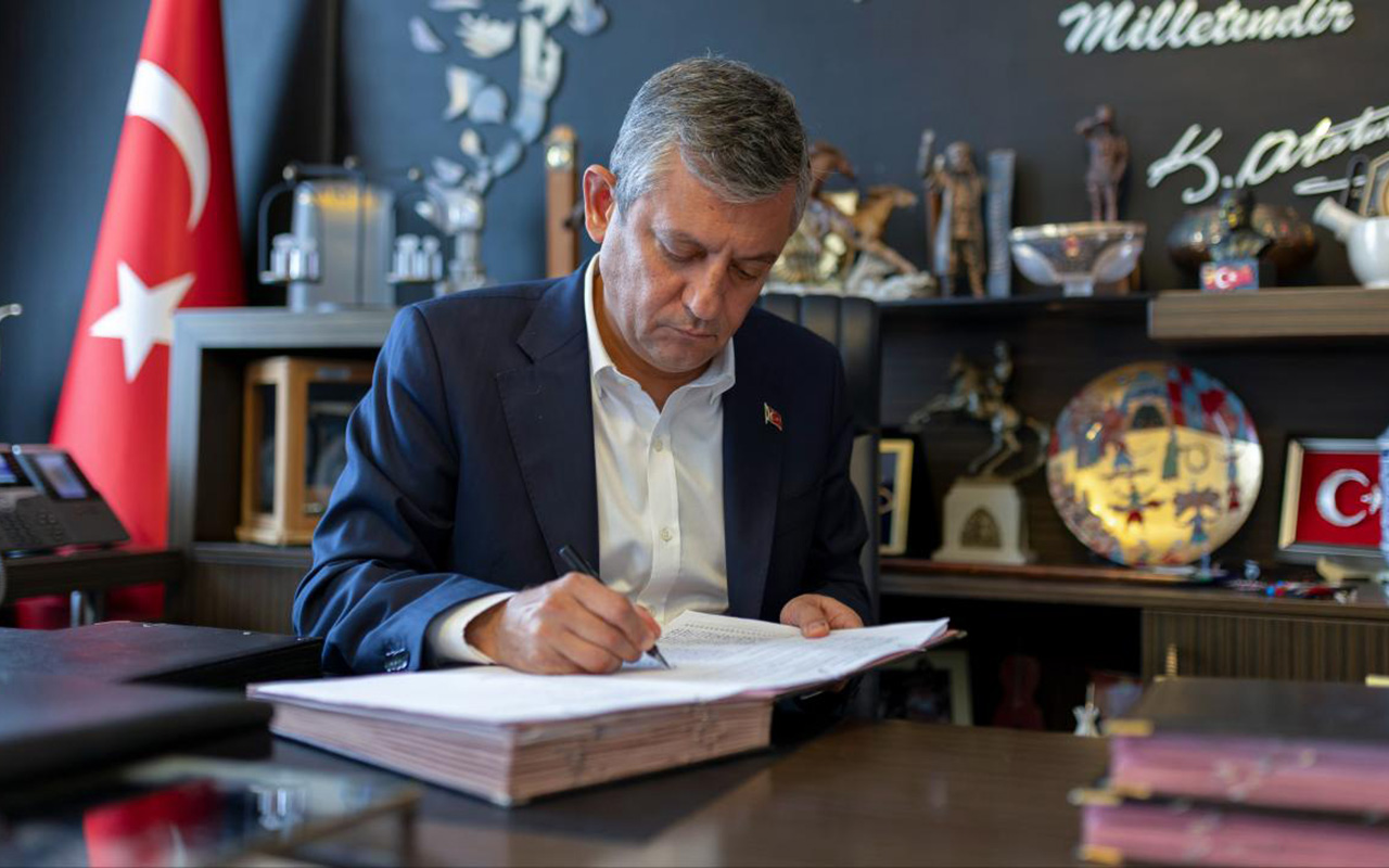 CHP-dən istefa verib - Yeni partiya yaratdı