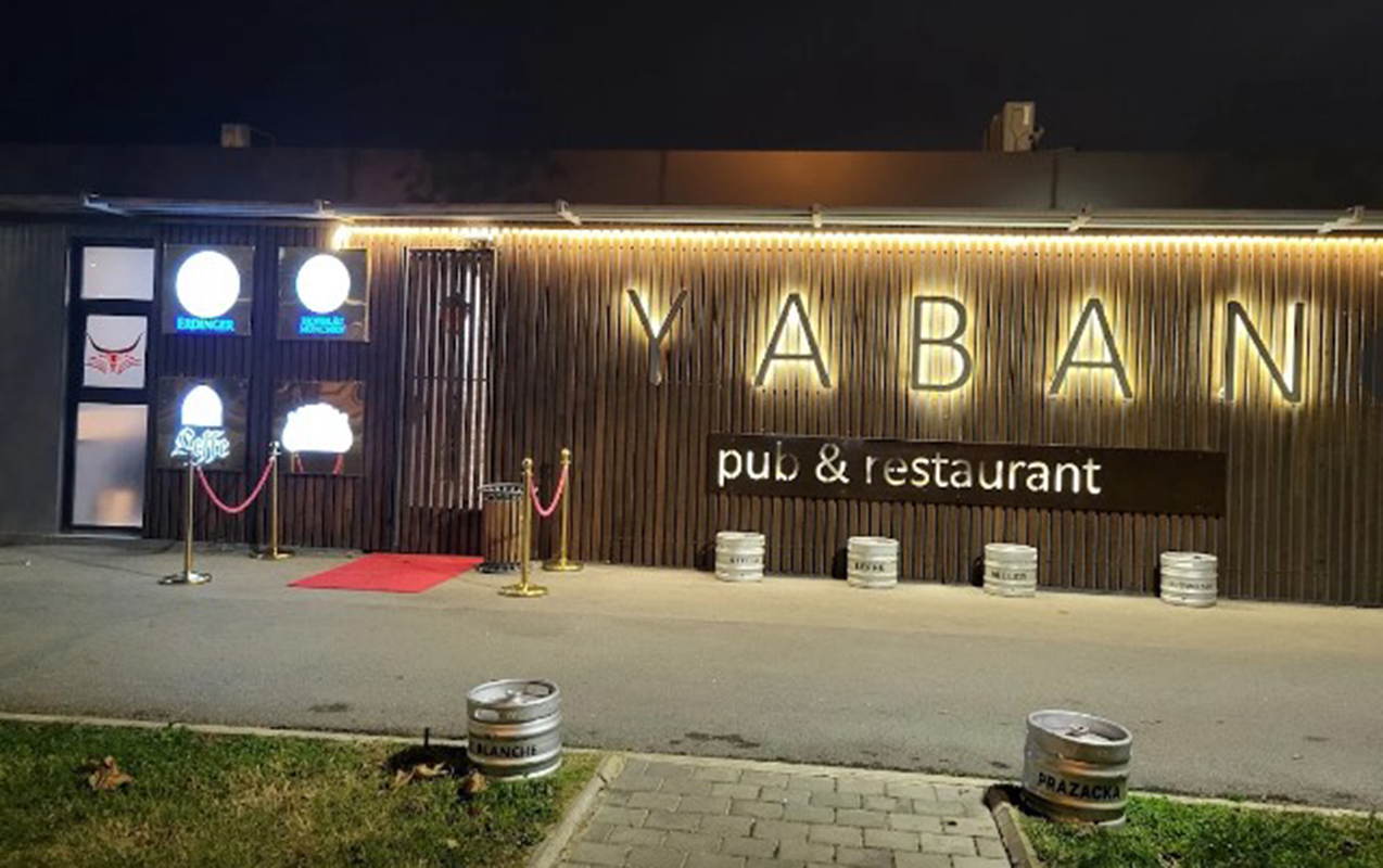 “Yaban pub”ın qarşısında dava salanlar - Həbs edildi