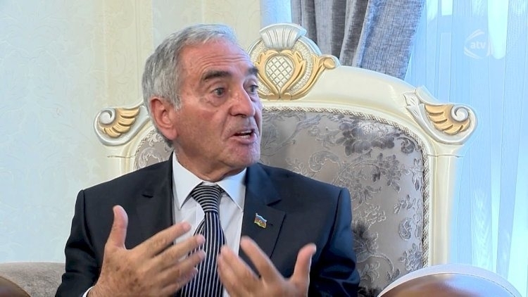 “Bütün yayı qocalarla parkda nərd oynadım” – 87 yaşlı aktyor