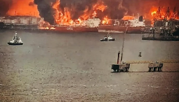 Rusiyanın port və sənaye obyektlərinə PUA hücumu - Ust-Luqada yanğın başladı