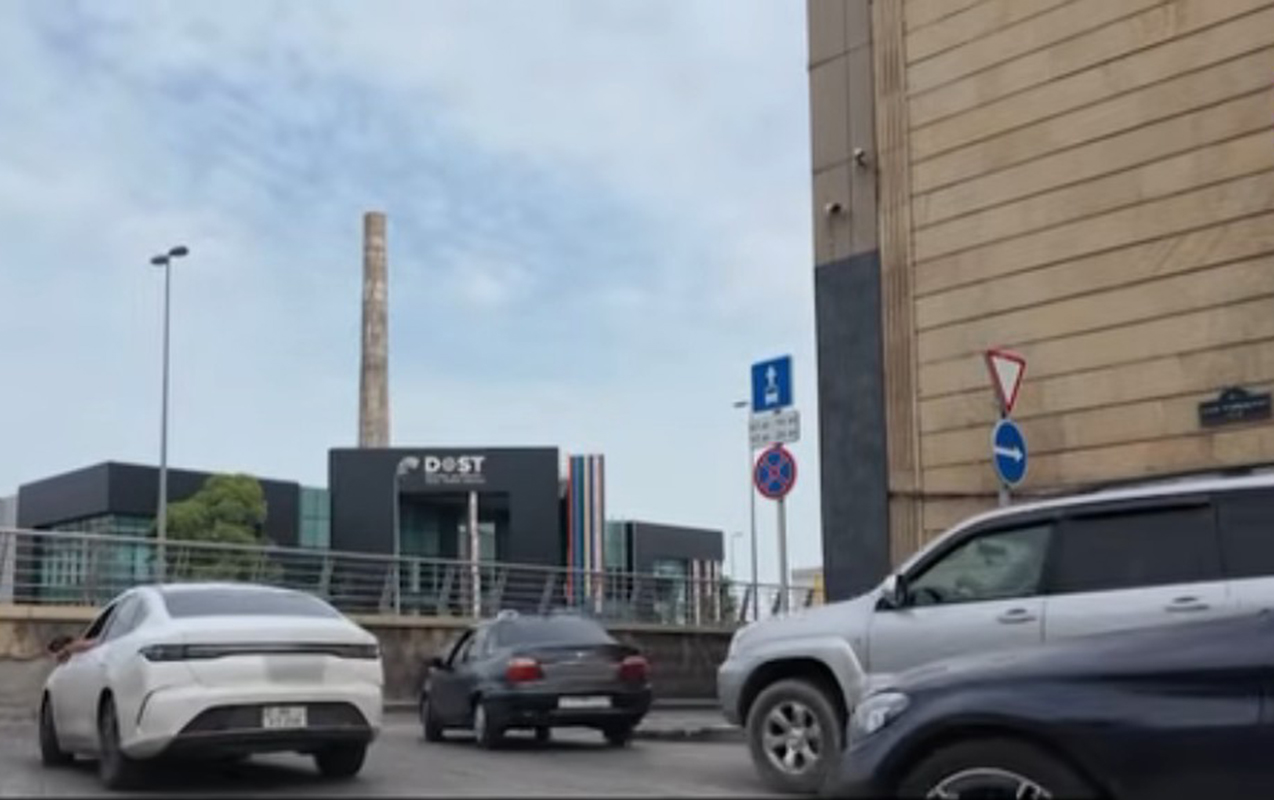 “Yol nişanı görünmür, nəticədə cərimələnirik” - Video