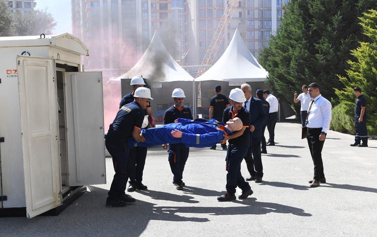 “Yeni nəsil energetiklər: Şəbəkənin memarları” - Davam edir