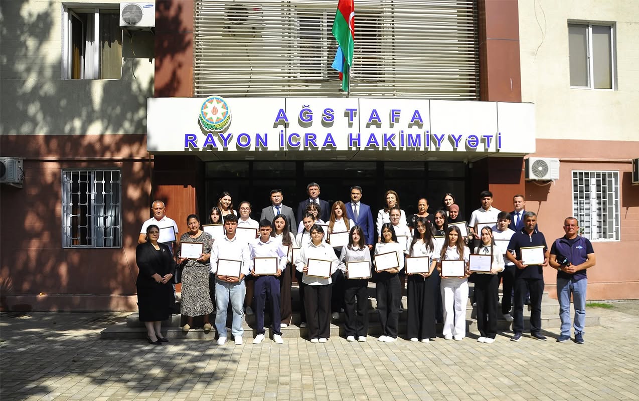 Ağstafada yüksək nəticə göstərən abituriyentlərlə görüş - Fotolar