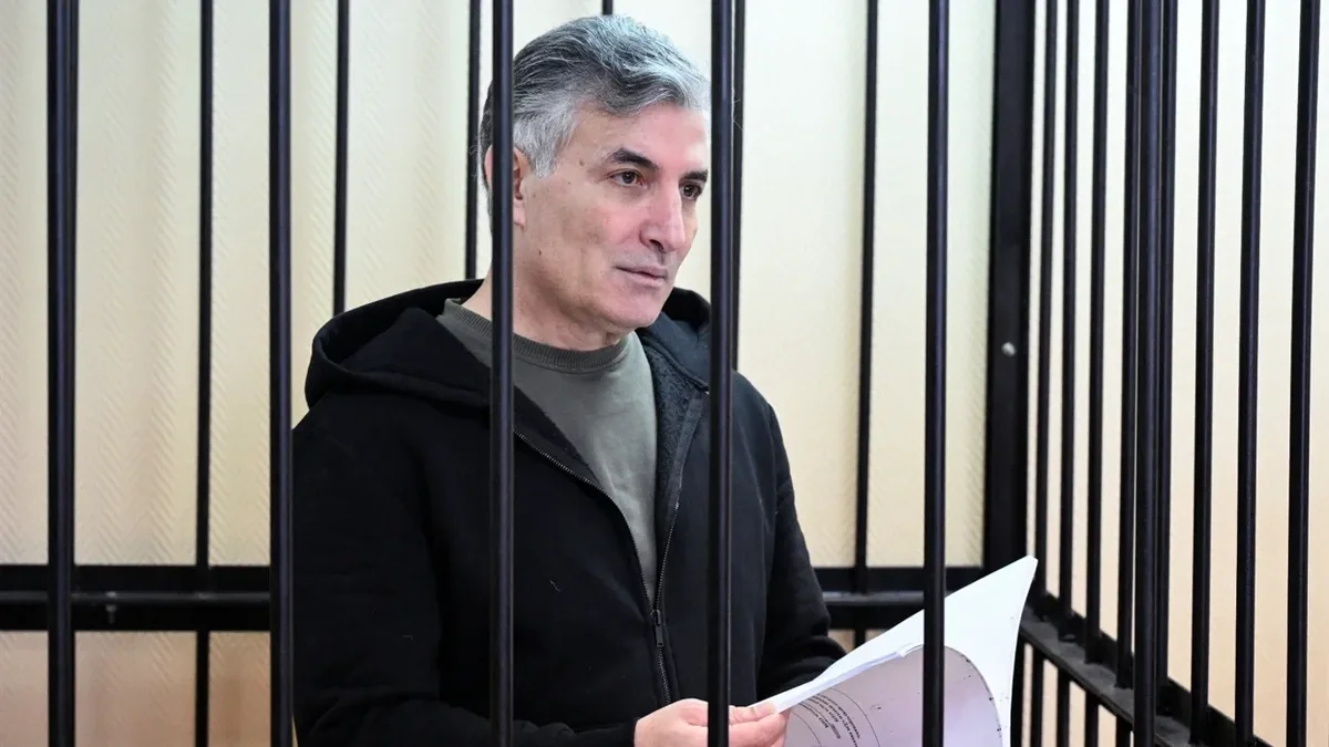 Rusiyada həbsdə olan vəkil Elman Paşayev pensiyasının bərpası üçün iddia qaldırıb