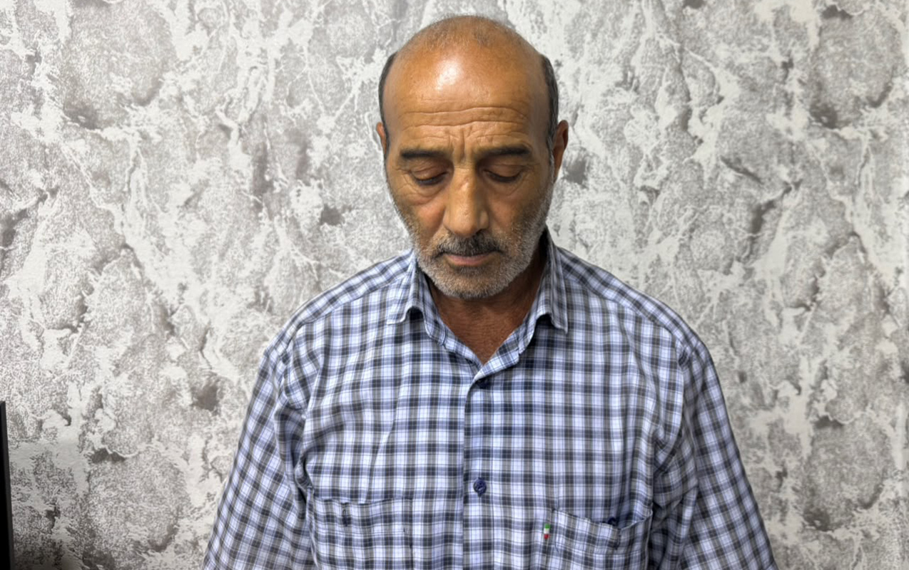 Evinin həyətində narkotik tərkibli bitkilər əkdi, saxlanıldı
