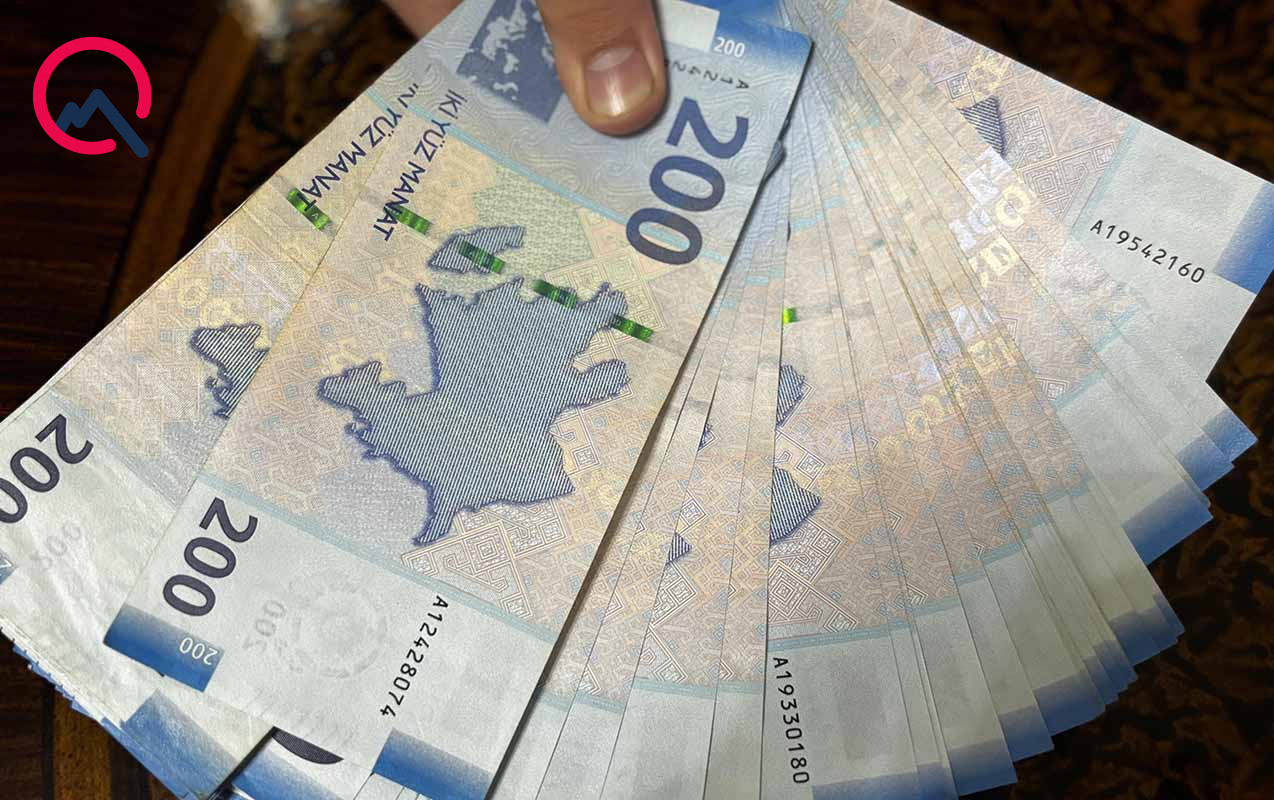 Azərbaycanda orta aylıq maaş 1176,7 manatdır