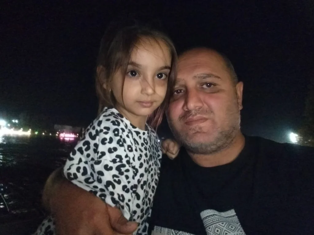 Mingəçevirdə çarəsiz qalan ata: 