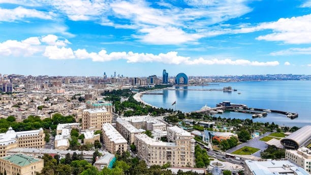 Şəhərlər böyüyür, cəmiyyətdə nifrət və aqressiya hissi artır