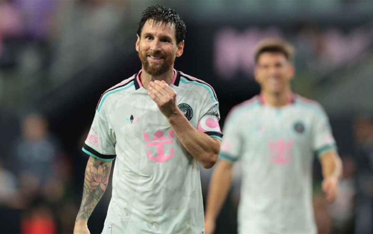 Messi zirvədə möhkəmləndi