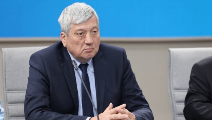 “AĞ SƏHİFƏLƏR” İRƏVANI QARIŞDIRDI... – Sabiq nazir maraqlı faktları açıqladı