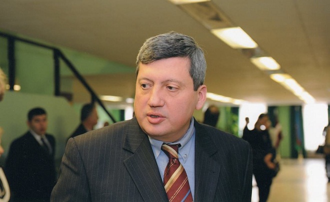 Tofiq Zülfüqarov Paşinyanı Van Damma bənzətdi - “Moskva İrəvana marağını itirir”