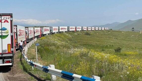 Xankəndiyə göndərilən TIR-lar İranda doldurulur – İldırım